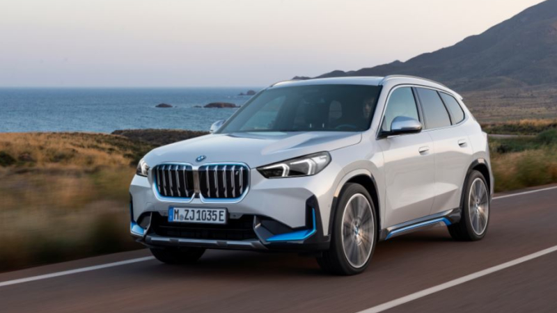 bmw_ix1 2
